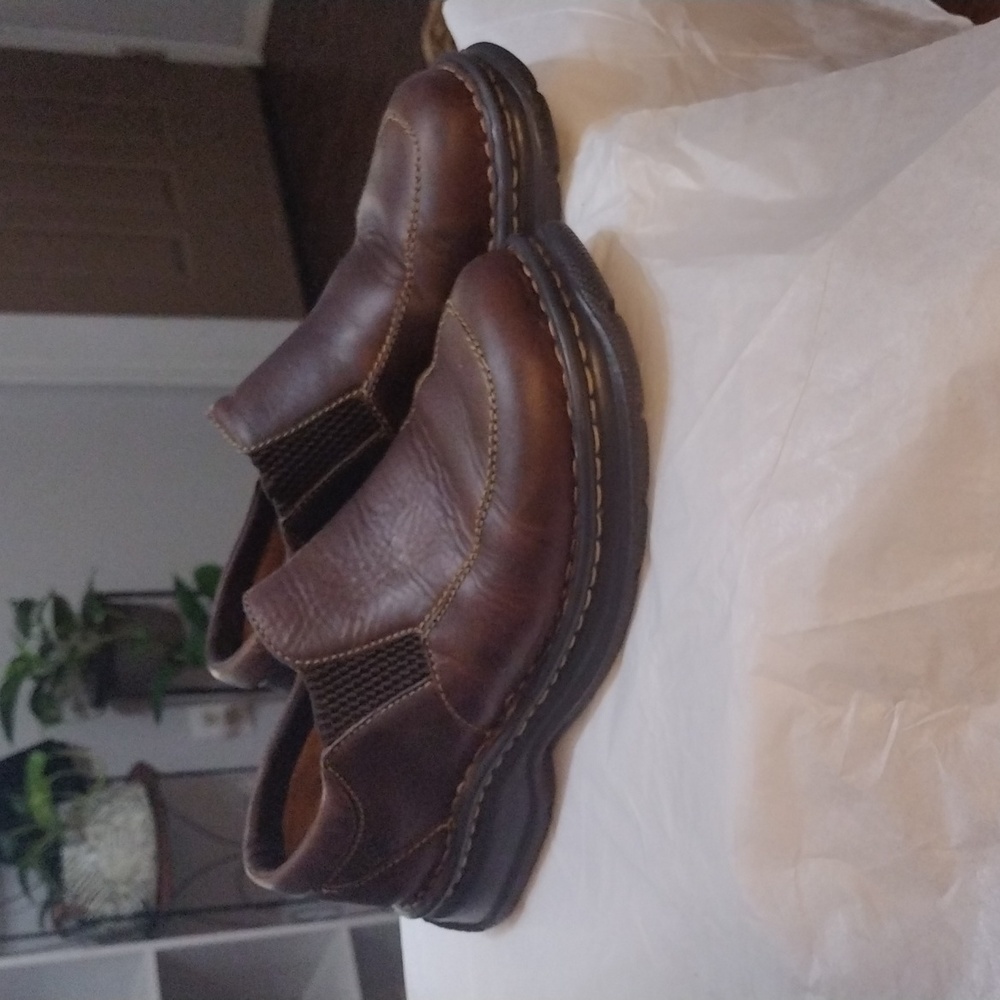 Born brand shoe, brown, leather, size 7.5 / 38.5